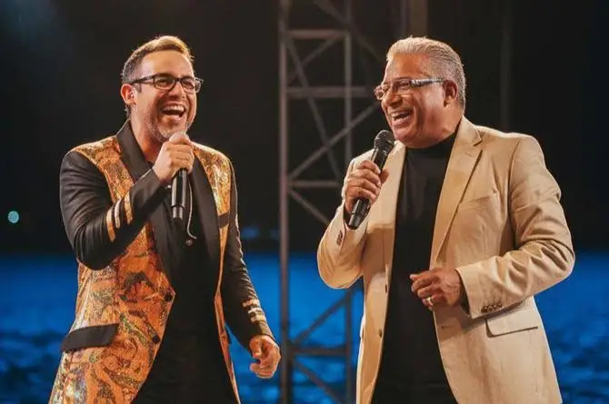 Cantantes veracruzanos consternados con la salida de Hugo y Diego Fernández de Junior Klan 